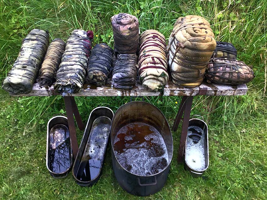 earthworks natural dyes